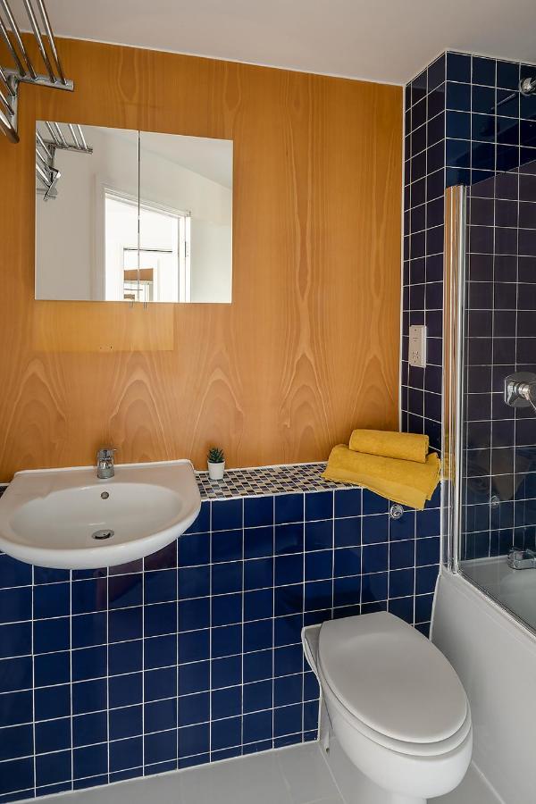 Comfortable And Bright Apartment In Tower Bridge London Exterior photo