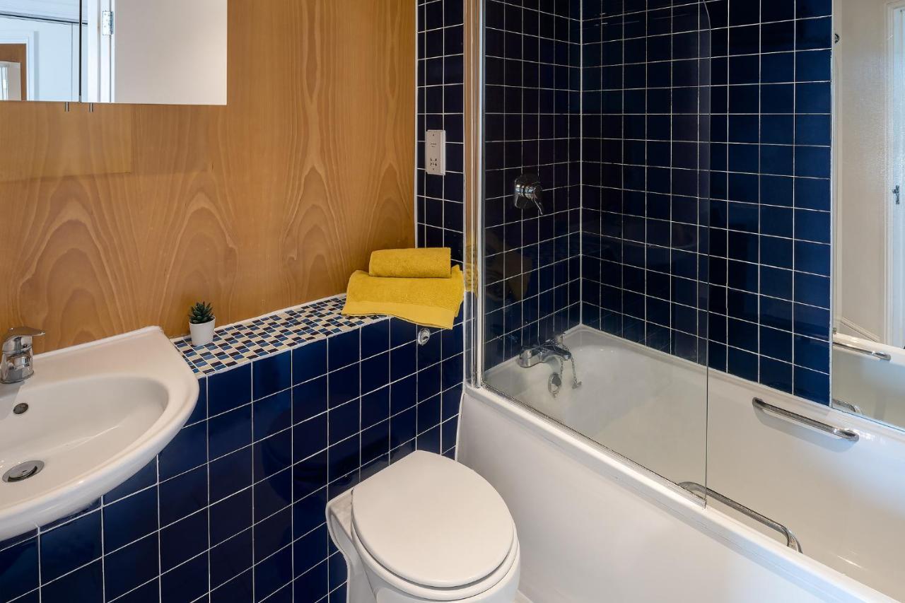 Comfortable And Bright Apartment In Tower Bridge London Exterior photo