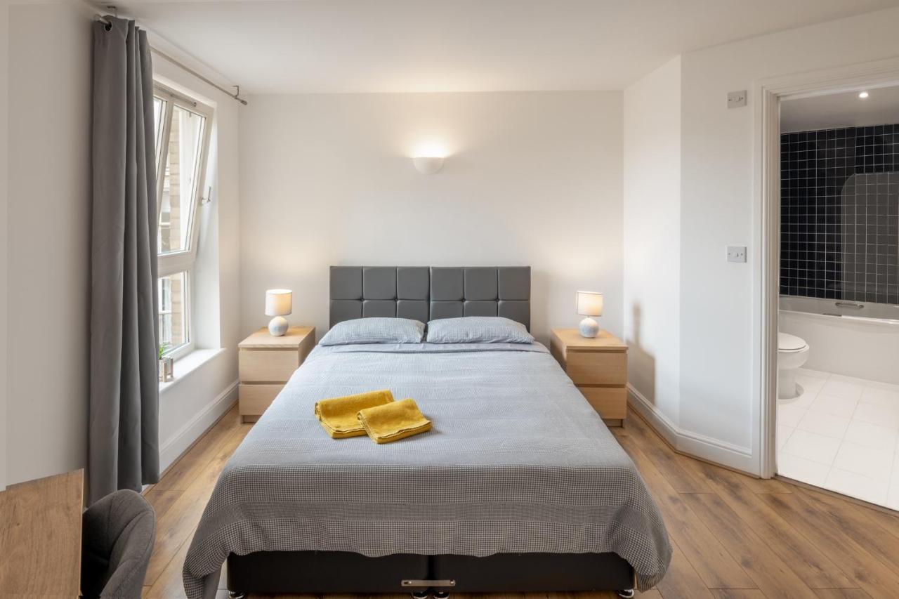 Comfortable And Bright Apartment In Tower Bridge London Exterior photo